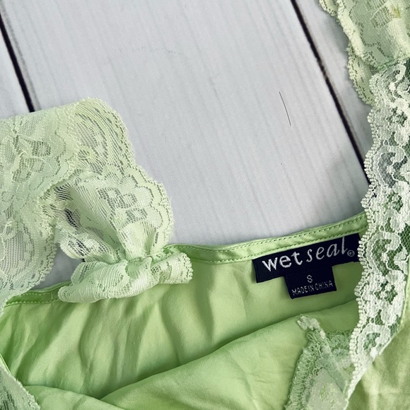 Chartreuse Green Sleeveless Top - Picture 6 of 6